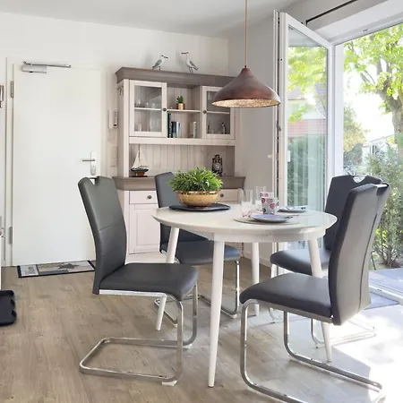 Apartment Sterntaucher, Whg 01 Prerow